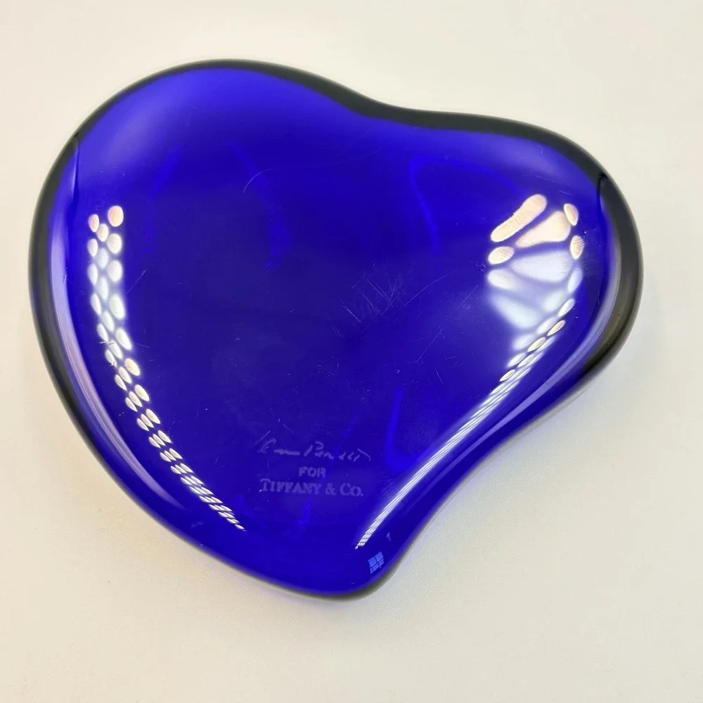 Tiffany & Co Heart Paperweight Cobalt Blue Glass Signed Elsa Peretti